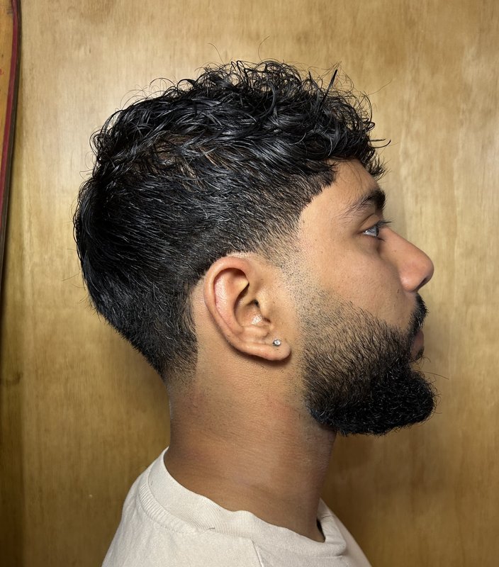 taper haircut with beard trim by Jonathan, Greenpoint Brooklyn